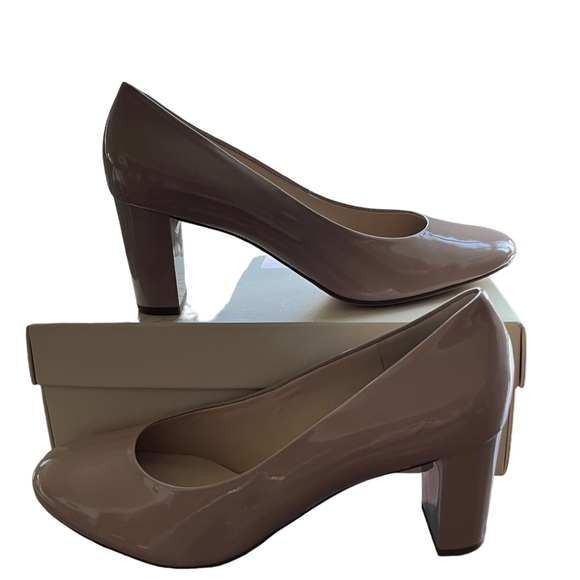 HOGL Beige Patent Leather Pumps - Picture 10 of 10